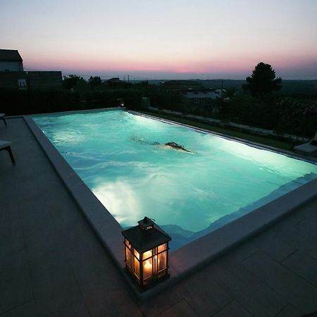 Luxurious Villa With Swimming Pool In Sveti Lovrec Selina Екстер'єр фото